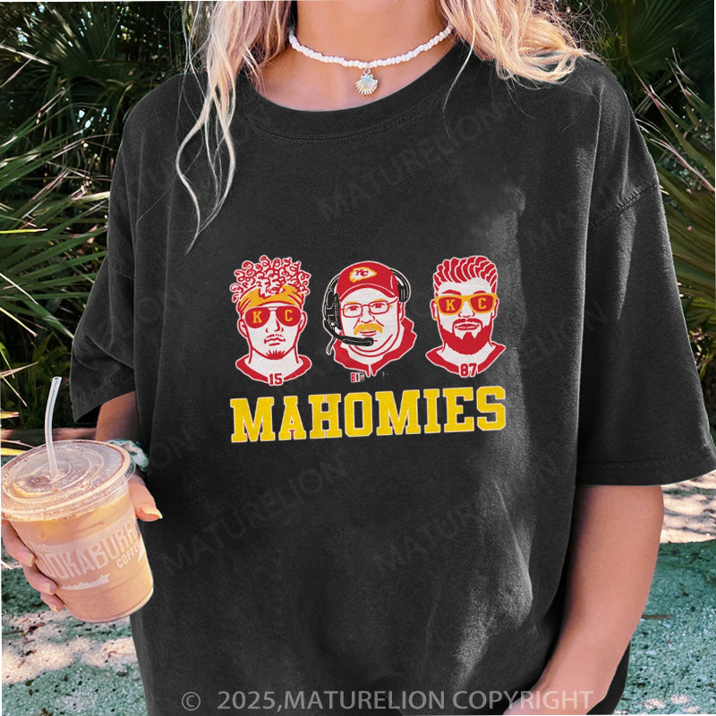 Maturelion Women's T-shirt Mahomies KC football DTG Washed T-shirt
