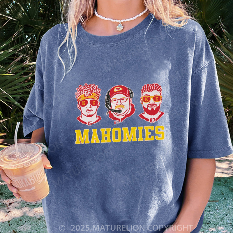 Maturelion Women's T-shirt Mahomies KC football DTG Washed T-shirt
