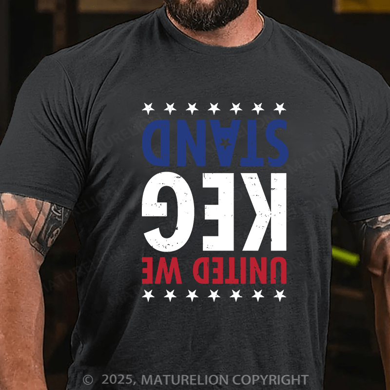 Maturelion Men's T-shirt United We Keg Stand Cotton T-shirt
