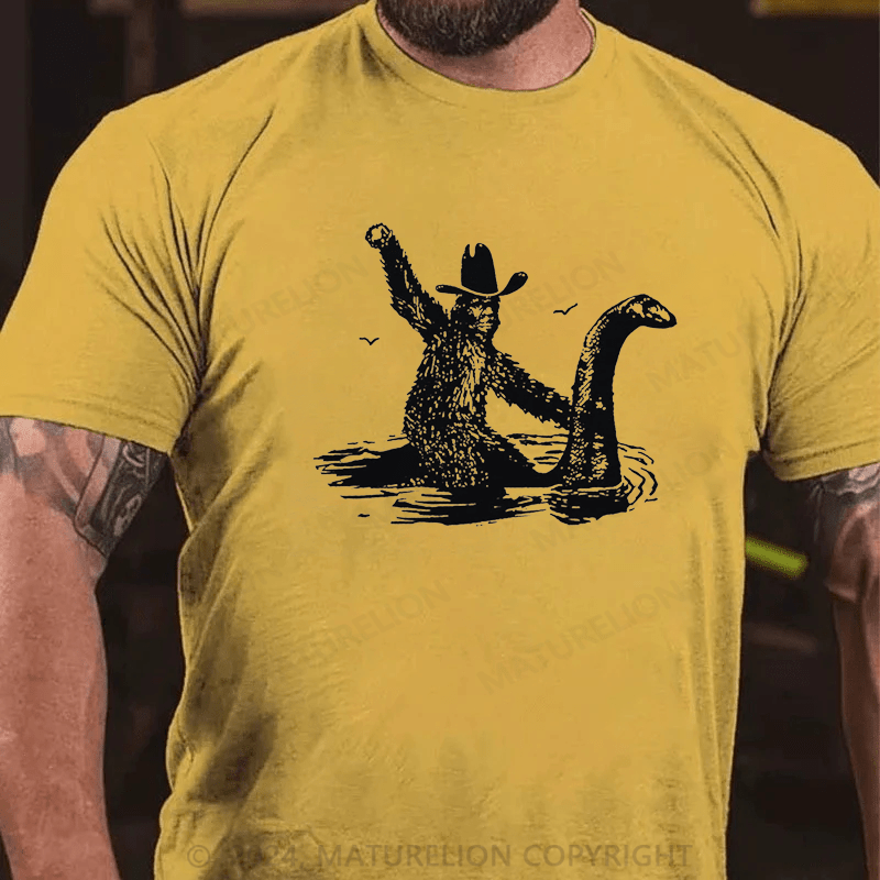 Maturelion Bigfoot Shirts Hilarious Loch Ness Monster Really Vintage Graphic Retro Novelty Humorous T-shirt