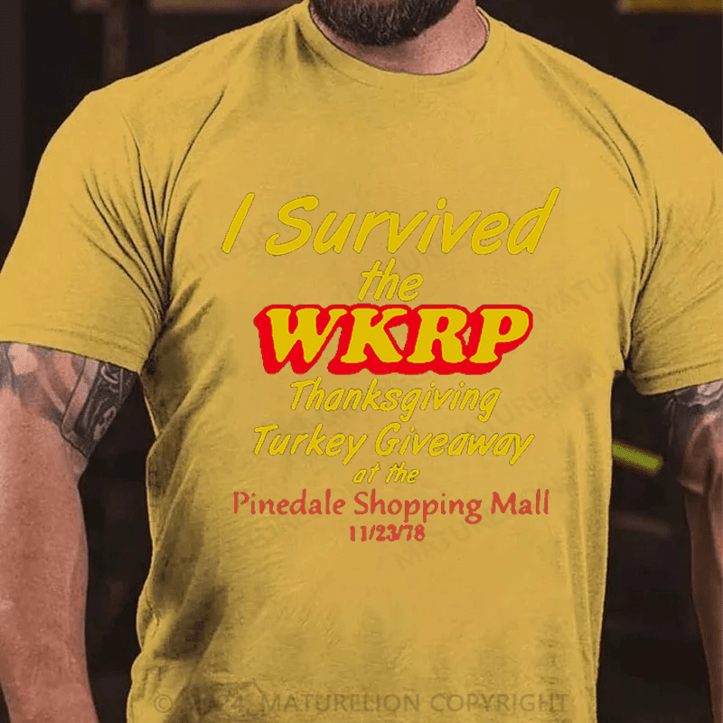 Maturelion Thanksgiving T-Shirt First Annual WKRP Turkey Drop With Les Nessman November 22 1978 T-Shirt