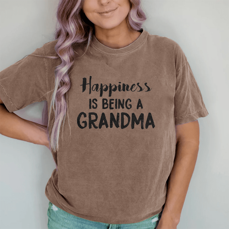 Maturelion Happiness Is Being A Grandma DTG Printing Washed Cotton T-Shirt