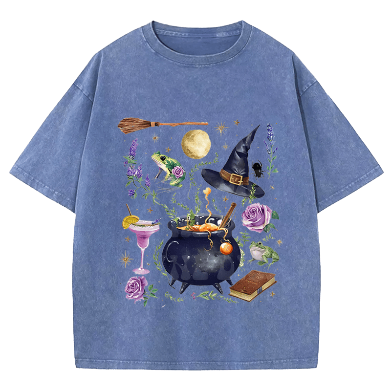 Maturelion Halloween Spooky Bitch, Pretty Girls Walk Vintage Distressed DTG Printing Washed Cotton T-Shirt