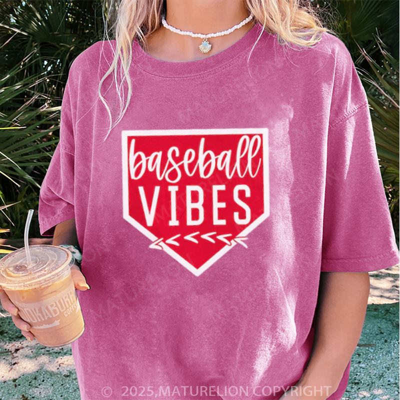 Maturelion Women's T-shirt Mom Baseball DTG Washed T-shirt