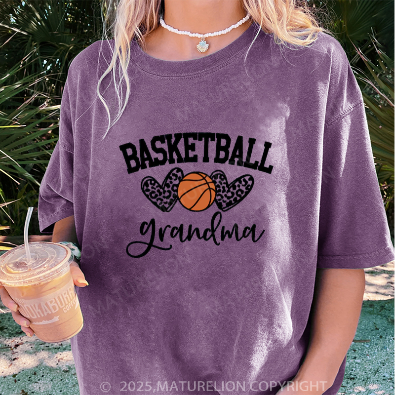 Maturelion Women's T-shirt Basketball Grandma DTG Washed T-shirt