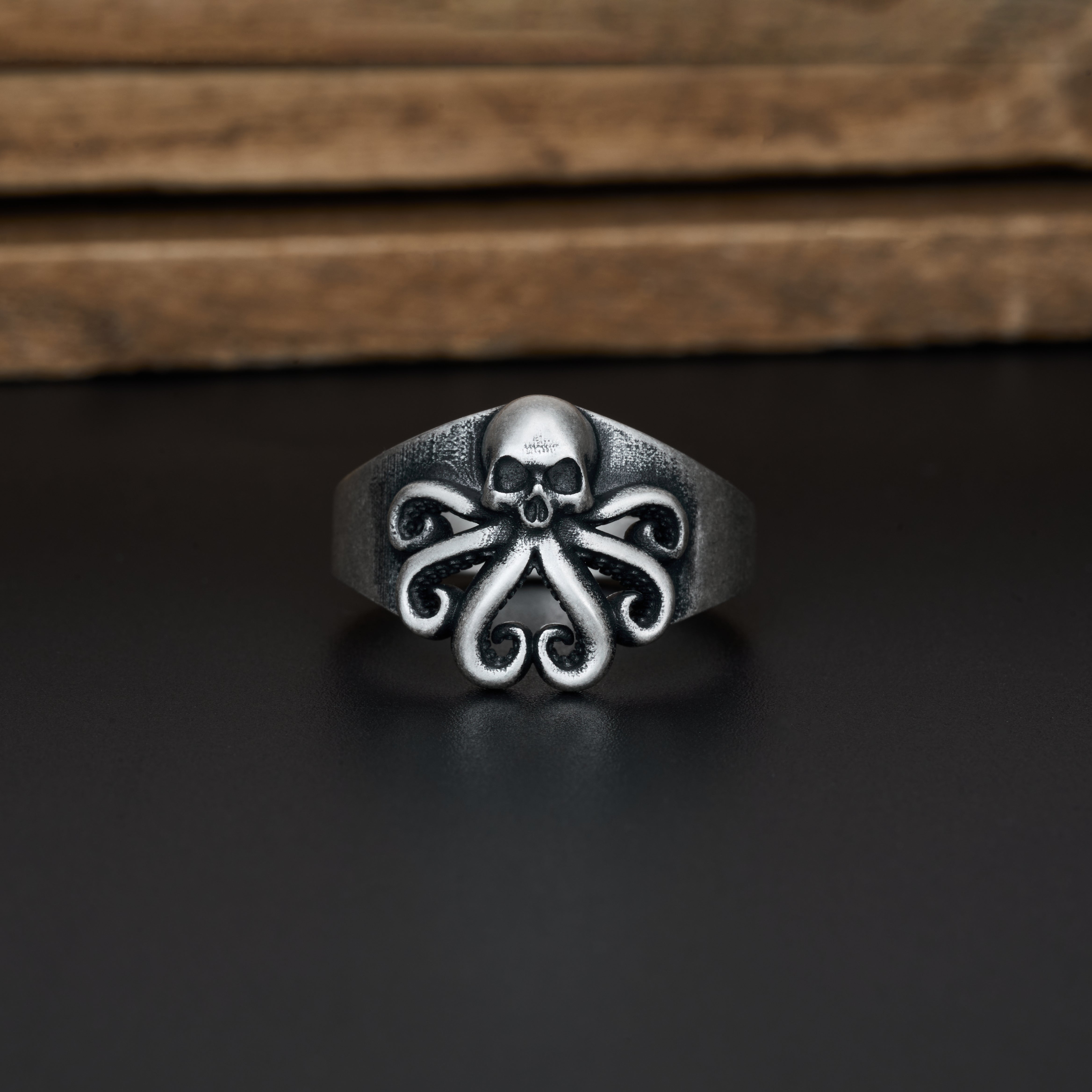 Matuerlion Vintage Kraken Skull Nautical Ring