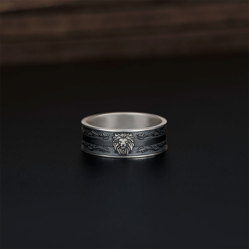 Matuerlion Vintage Regal Lion Crest Band Ring