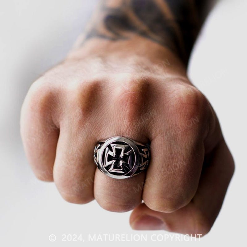 Maturelion Retro Stainless Steel Ring