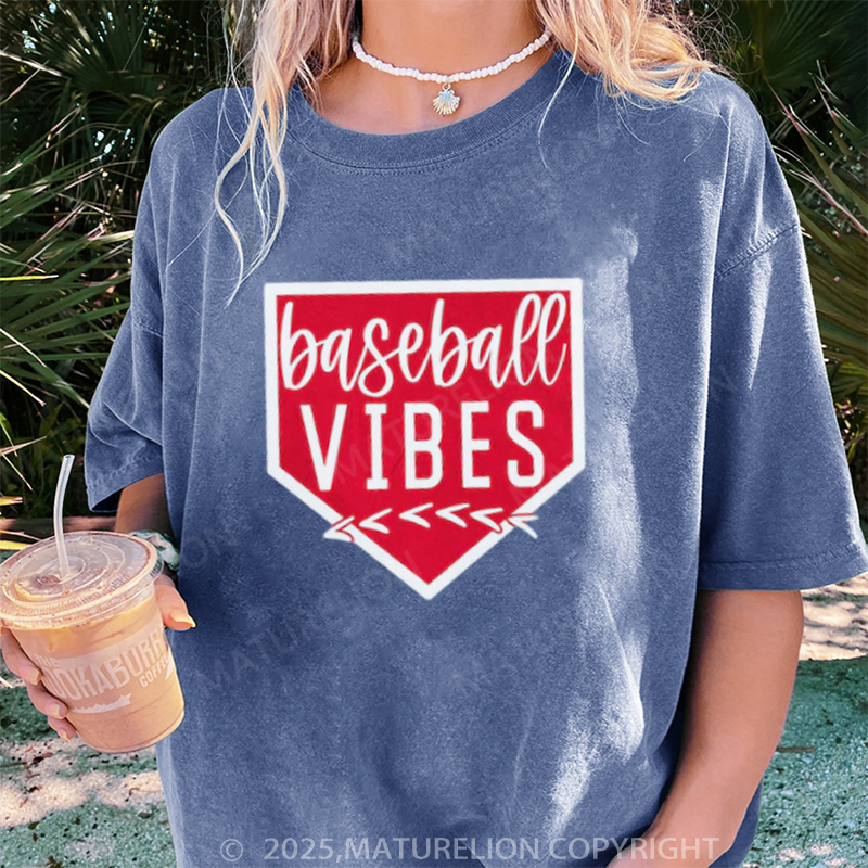 Maturelion Women's T-shirt Mom Baseball DTG Washed T-shirt
