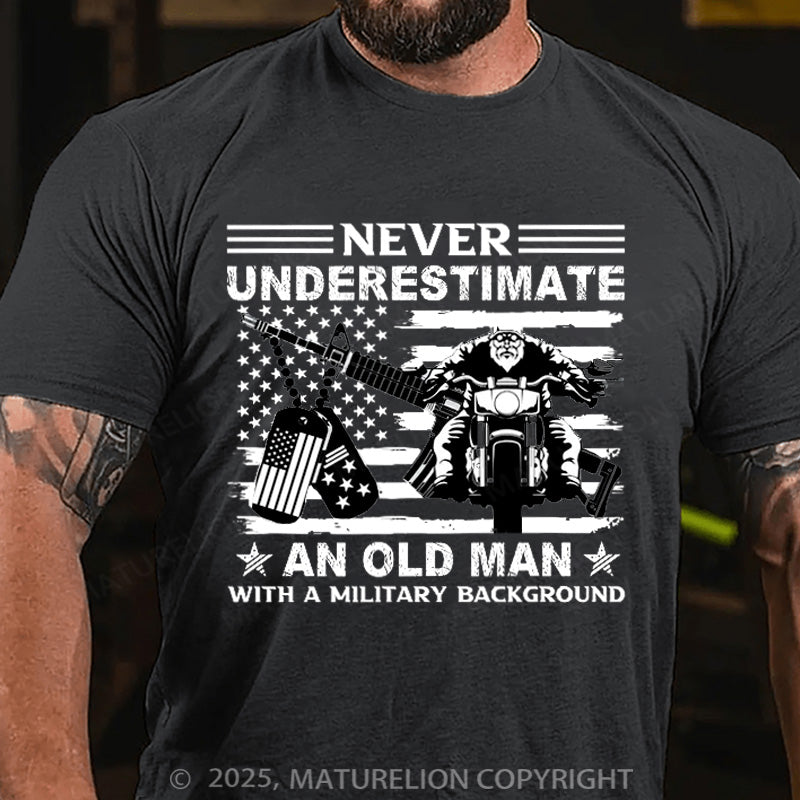 Maturelion Men's T-shirt Never Underestimate an Old Man with a Military Cotton T-shirt