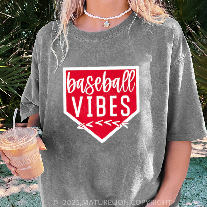 Maturelion Women's T-shirt Mom Baseball DTG Washed T-shirt