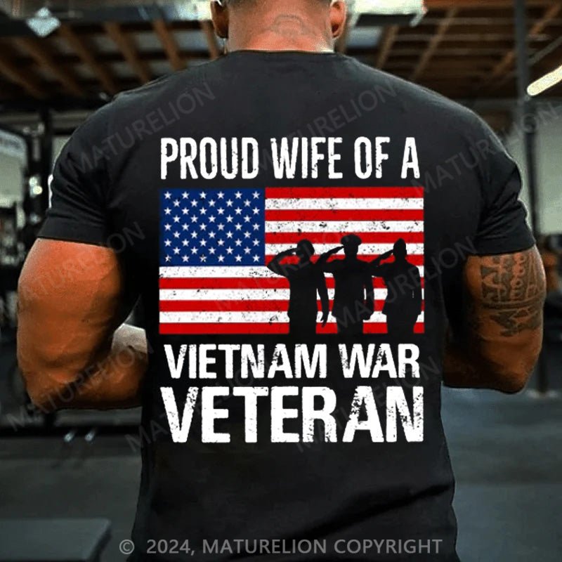 Maturelion Men's T-Shirt USA Flag Soldier Proud Granddaughter Of A Vietnam Veteran T-Shirt