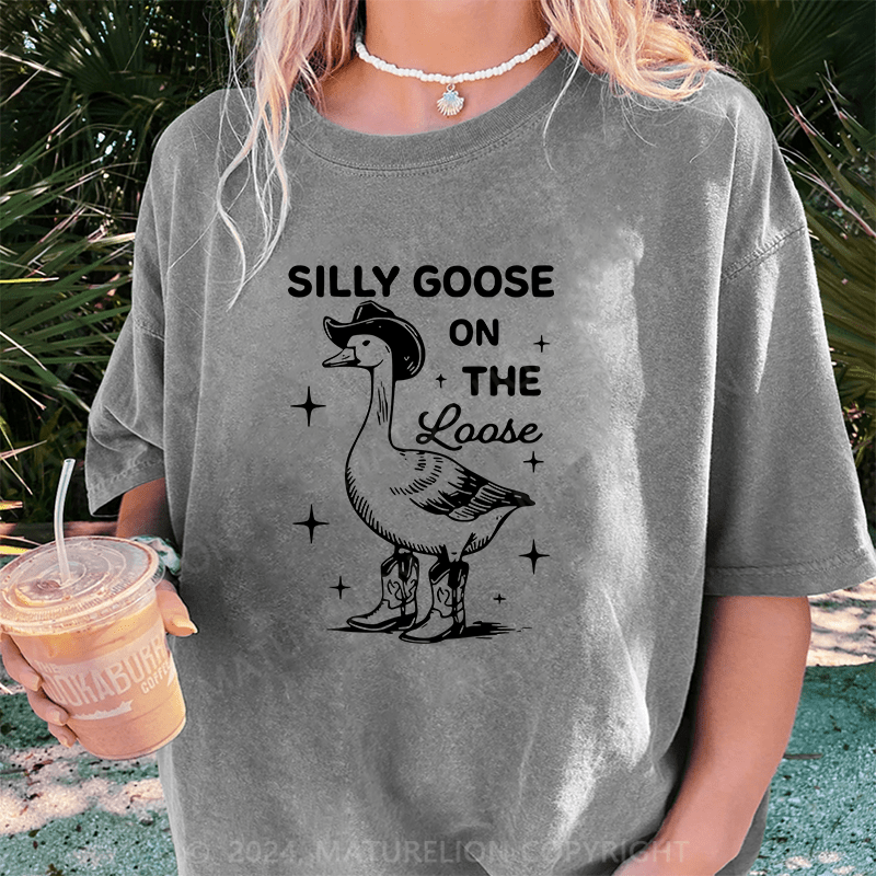 Maturelion Silly goose on the loose cowgirl DTG Printing Washed Cotton T-Shirt