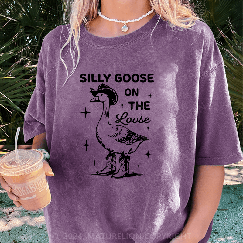 Maturelion Silly goose on the loose cowgirl DTG Printing Washed Cotton T-Shirt