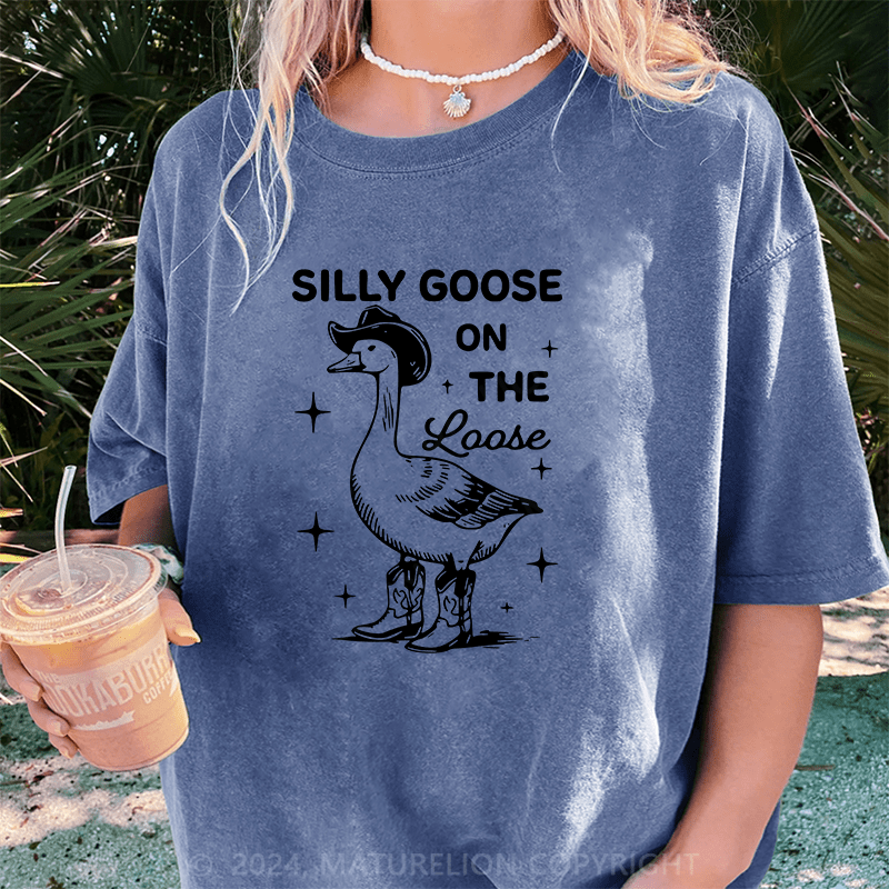 Maturelion Silly goose on the loose cowgirl DTG Printing Washed Cotton T-Shirt