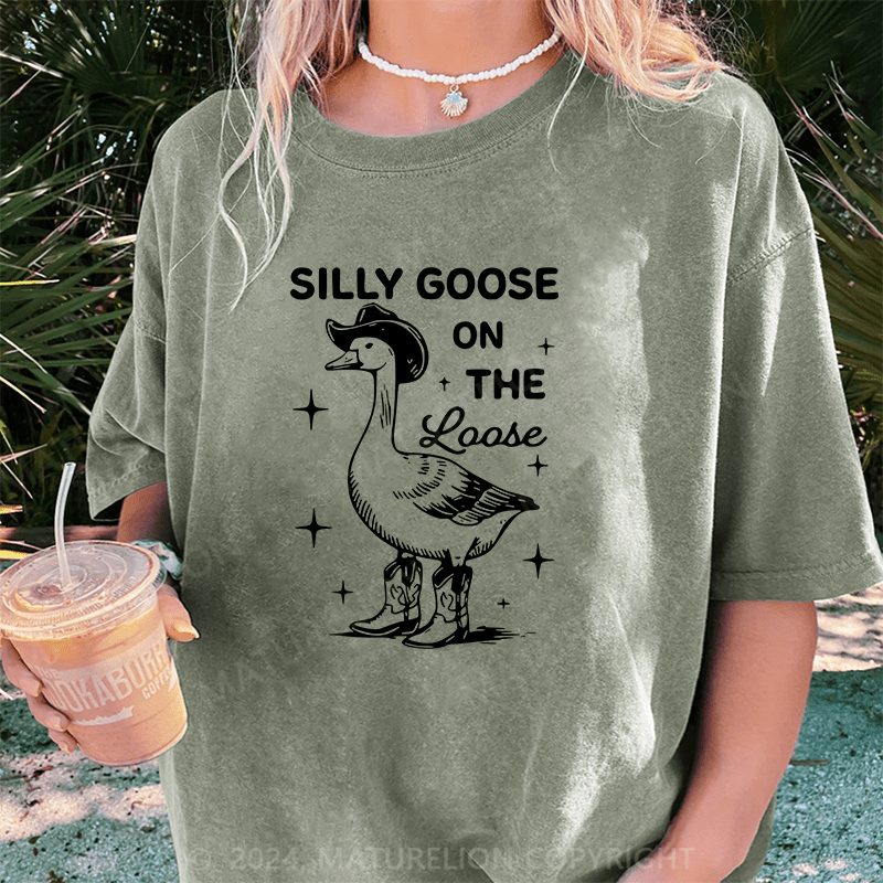 Maturelion Silly goose on the loose cowgirl DTG Printing Washed Cotton T-Shirt