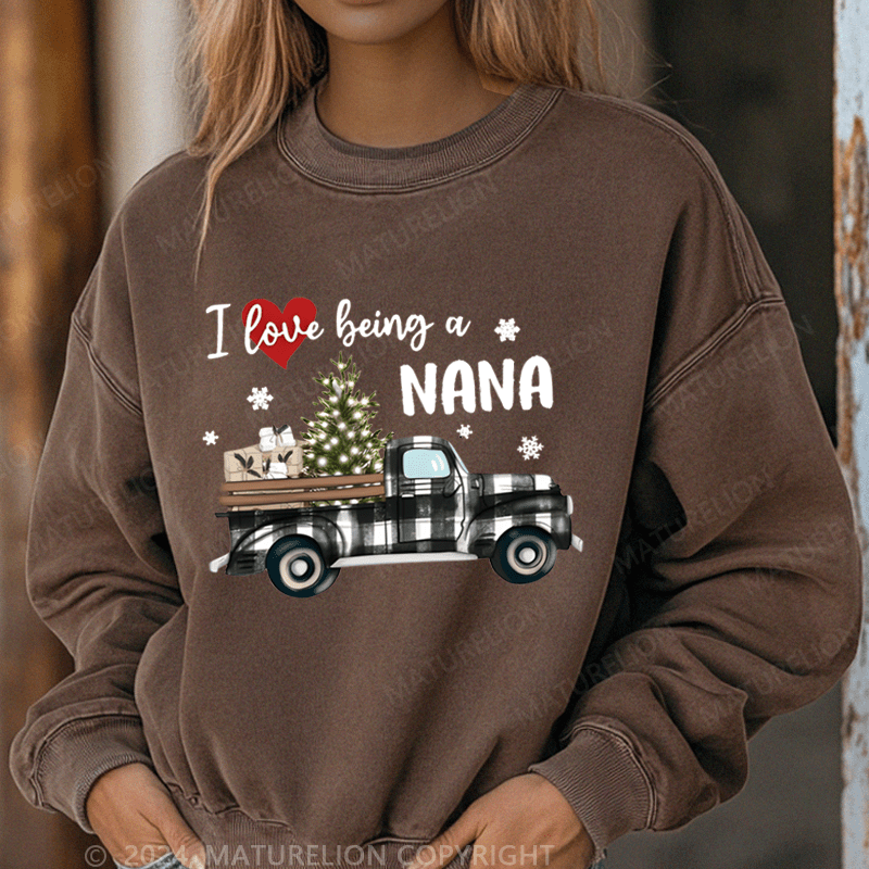 Maturelion Christmas Sweatshirt I Love Being A Nana Women Sweatshirt