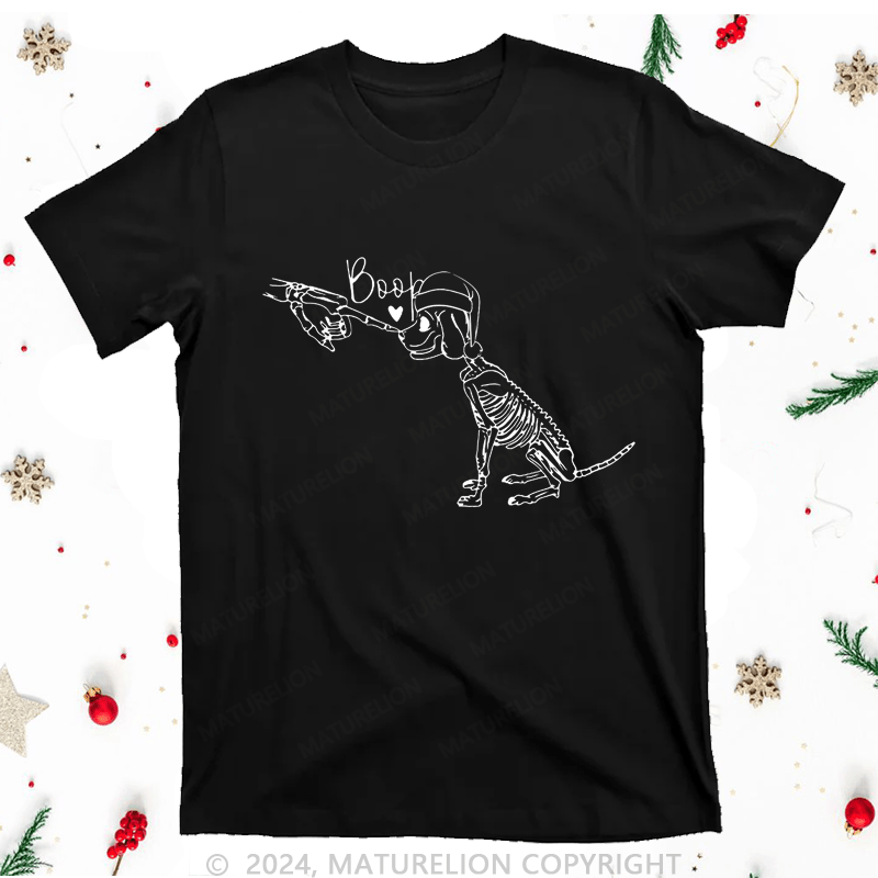 Maturelion Christmas T-Shirt Dog Fist Bump Funny Women T-Shirt