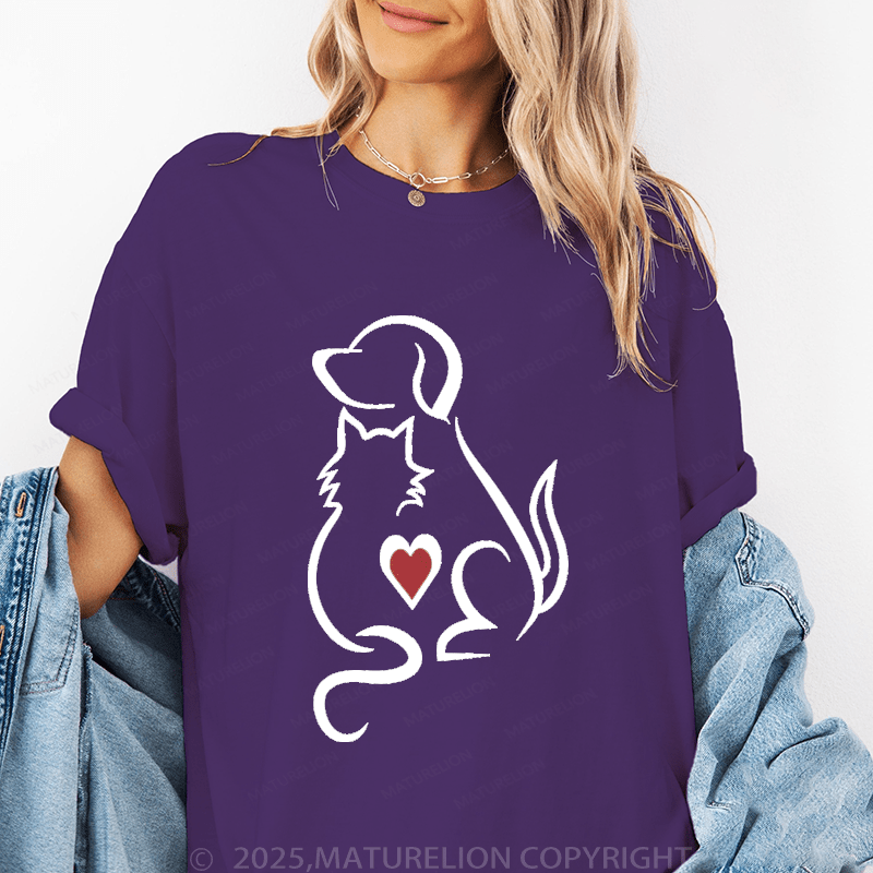 Maturelion Women T-Shirt Like Dogs And Cats T-Shirt