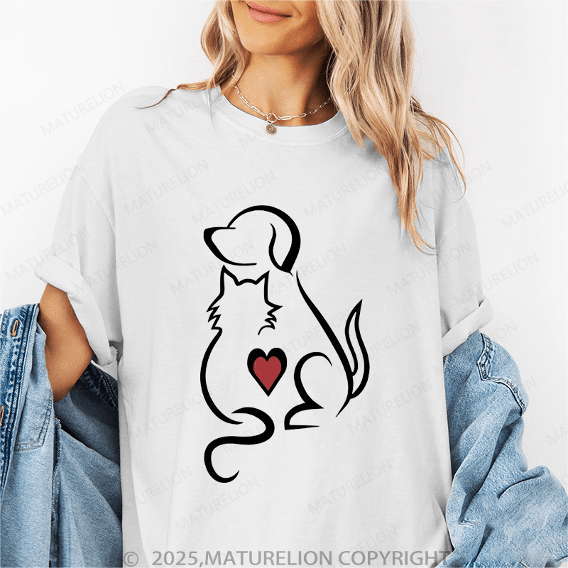 Maturelion Women T-Shirt Like Dogs And Cats T-Shirt