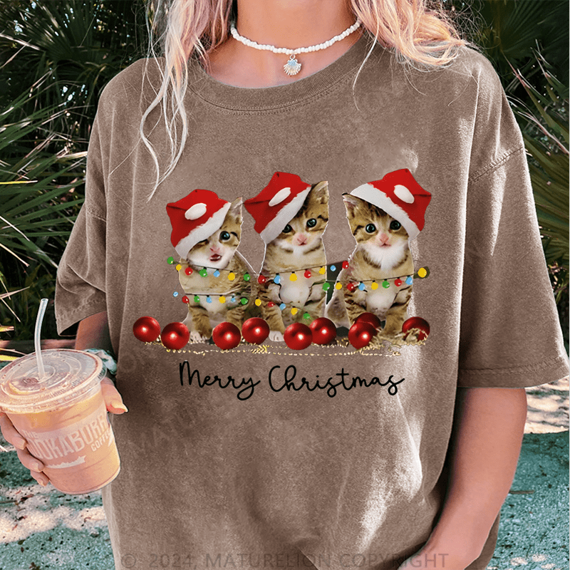 Maturelion Christmas T-Shirt Cat Lovers Christmas Women T-Shirt