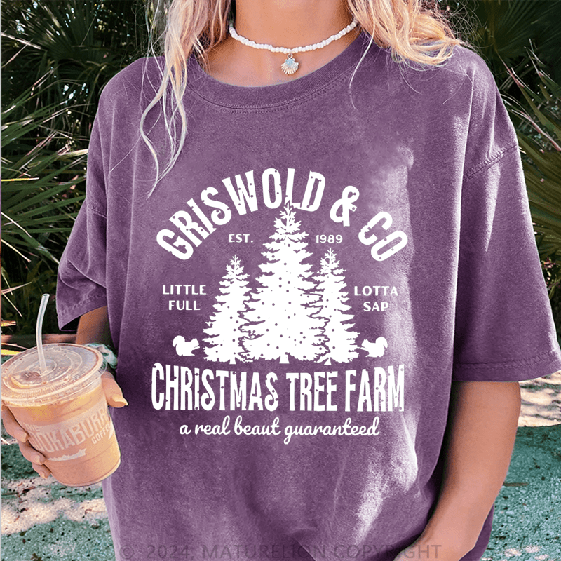 Maturelion Christmas T-Shirt Girs World Christmas Tree Farm Women T-Shirt
