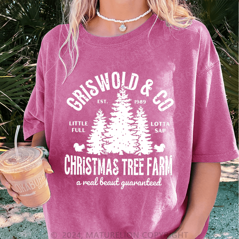 Maturelion Christmas T-Shirt Girs World Christmas Tree Farm Women T-Shirt