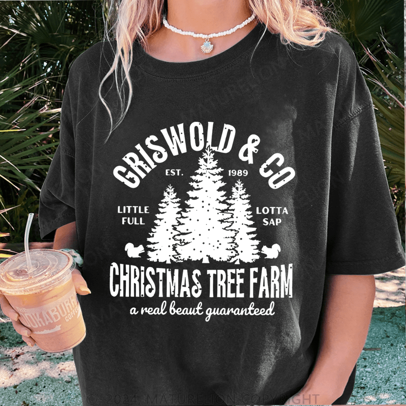 Maturelion Christmas T-Shirt Girs World Christmas Tree Farm Women T-Shirt