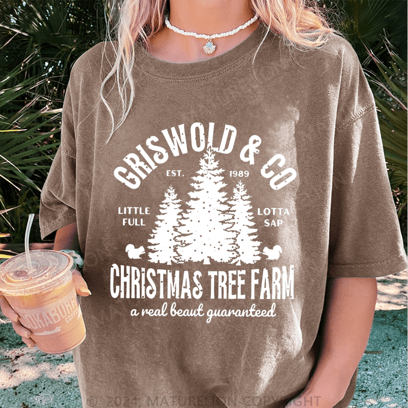 Maturelion Christmas T-Shirt Girs World Christmas Tree Farm Women T-Shirt