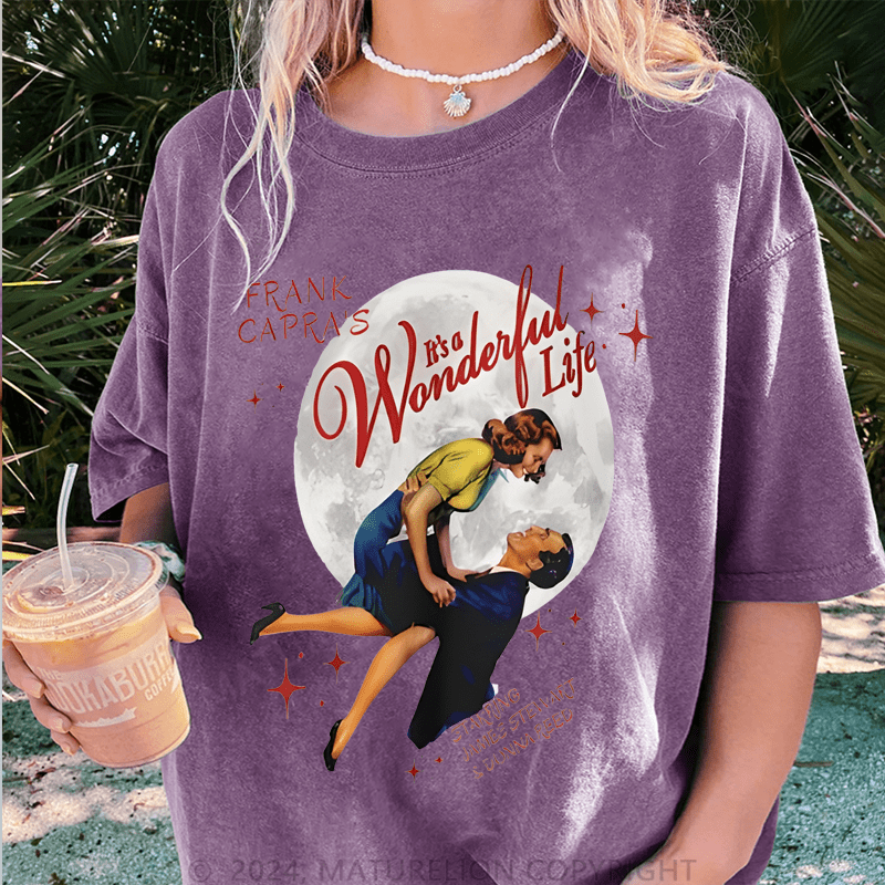 Maturelion Christmas T-Shirt Frank Capra's It's A Wonderful Life Women T-Shirt