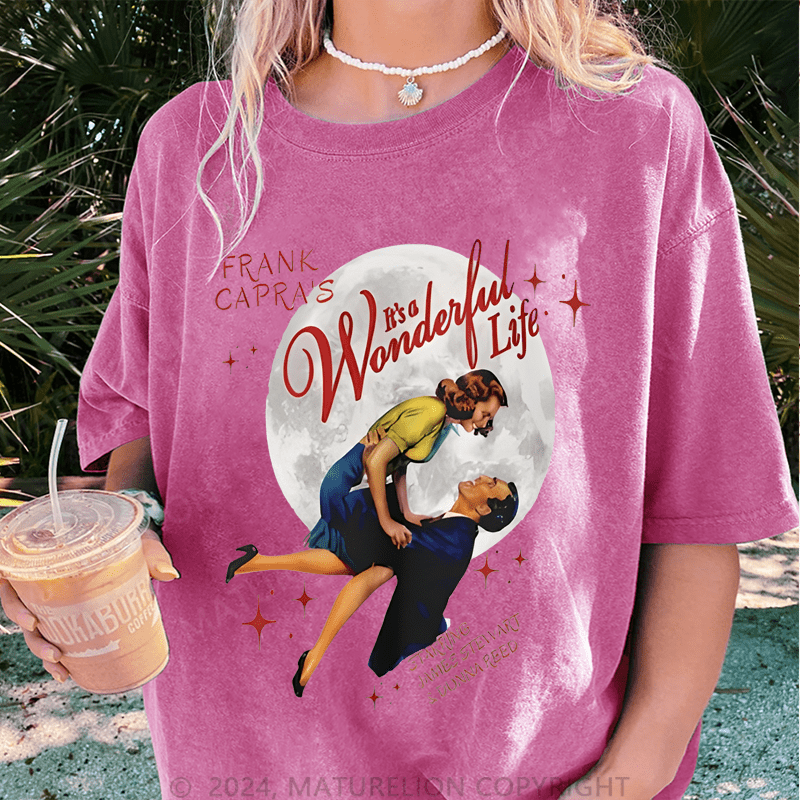 Maturelion Christmas T-Shirt Frank Capra's It's A Wonderful Life Women T-Shirt