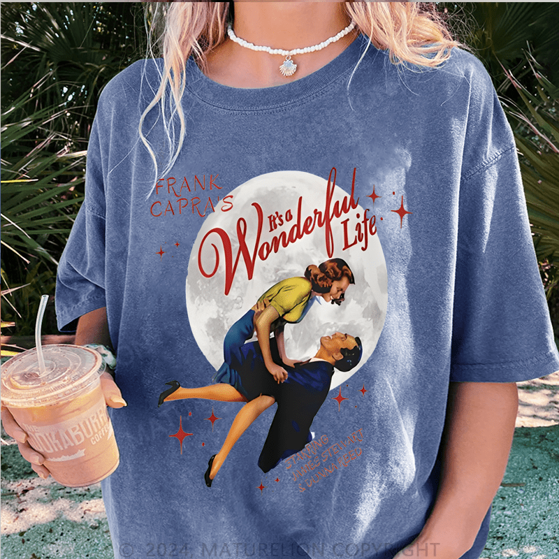 Maturelion Christmas T-Shirt Frank Capra's It's A Wonderful Life Women T-Shirt