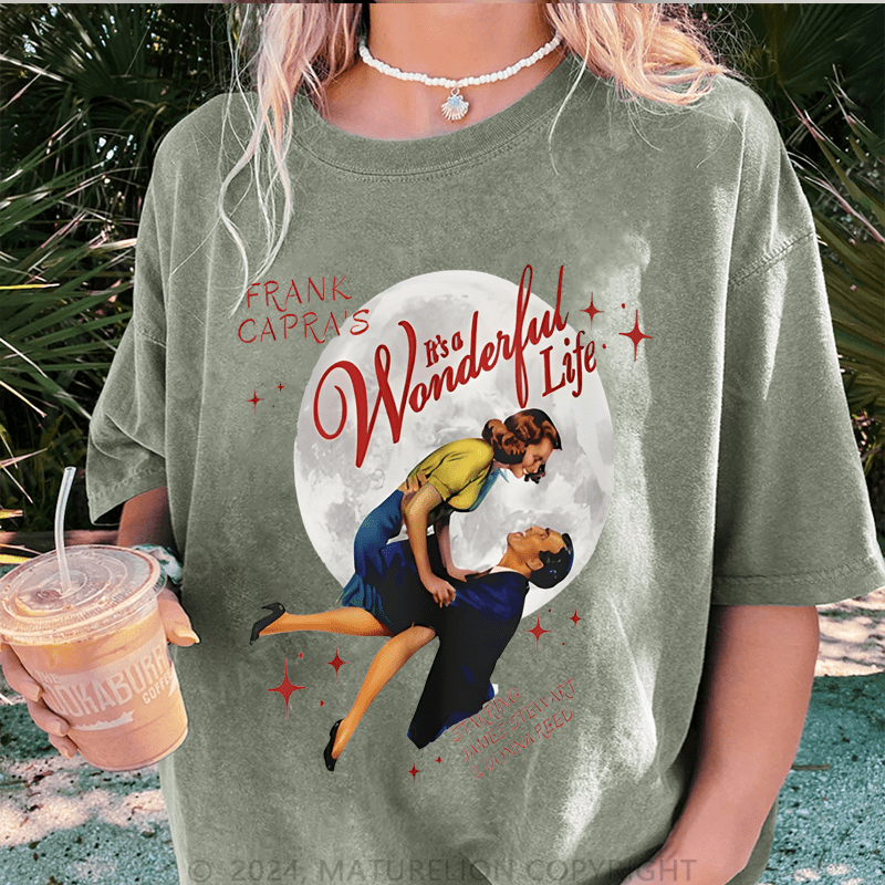 Maturelion Christmas T-Shirt Frank Capra's It's A Wonderful Life Women T-Shirt