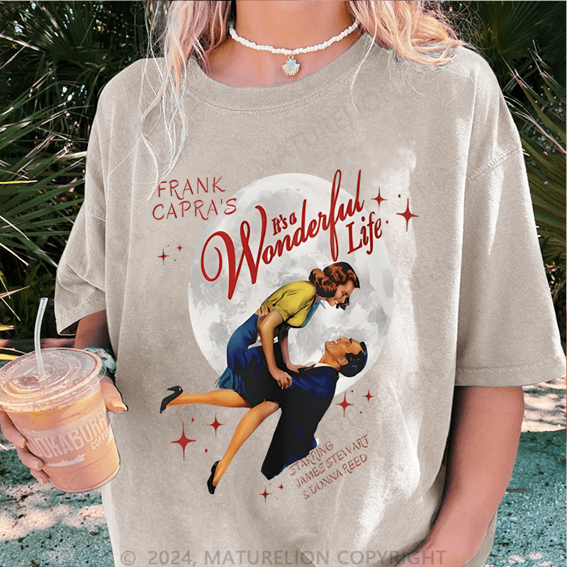 Maturelion Christmas T-Shirt Frank Capra's It's A Wonderful Life Women T-Shirt