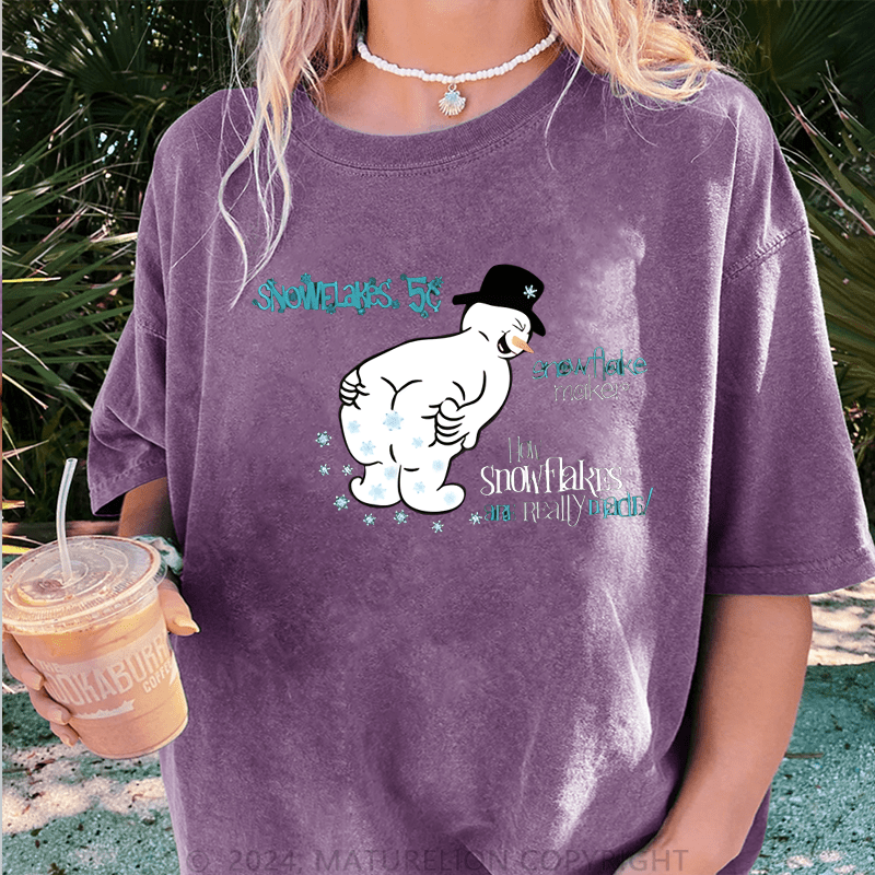 Maturelion Christmas T-Shirt How Snowflakes Are Really Made Women T-Shirt