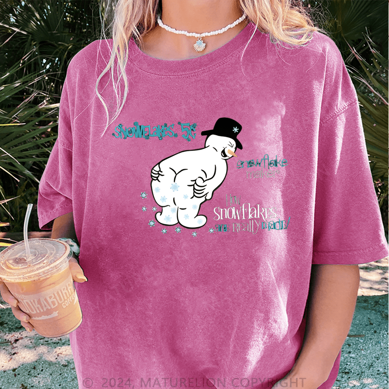 Maturelion Christmas T-Shirt How Snowflakes Are Really Made Women T-Shirt