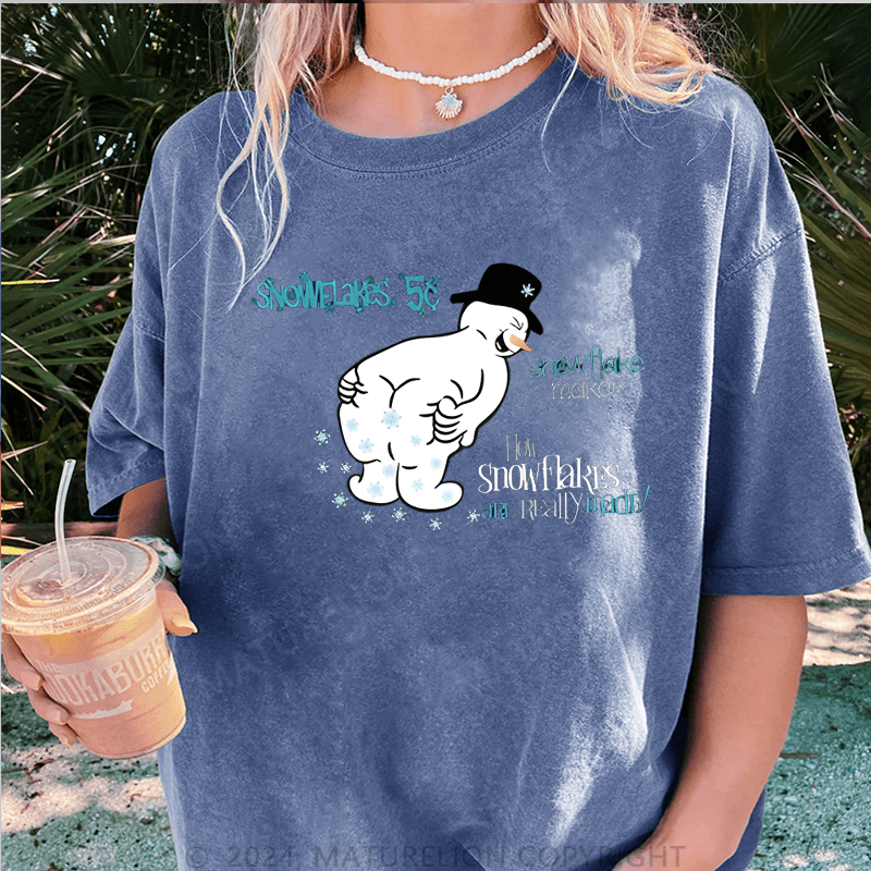 Maturelion Christmas T-Shirt How Snowflakes Are Really Made Women T-Shirt
