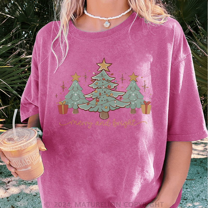 Maturelion Christmas T-Shirt Merry And Bright Women T-Shirt