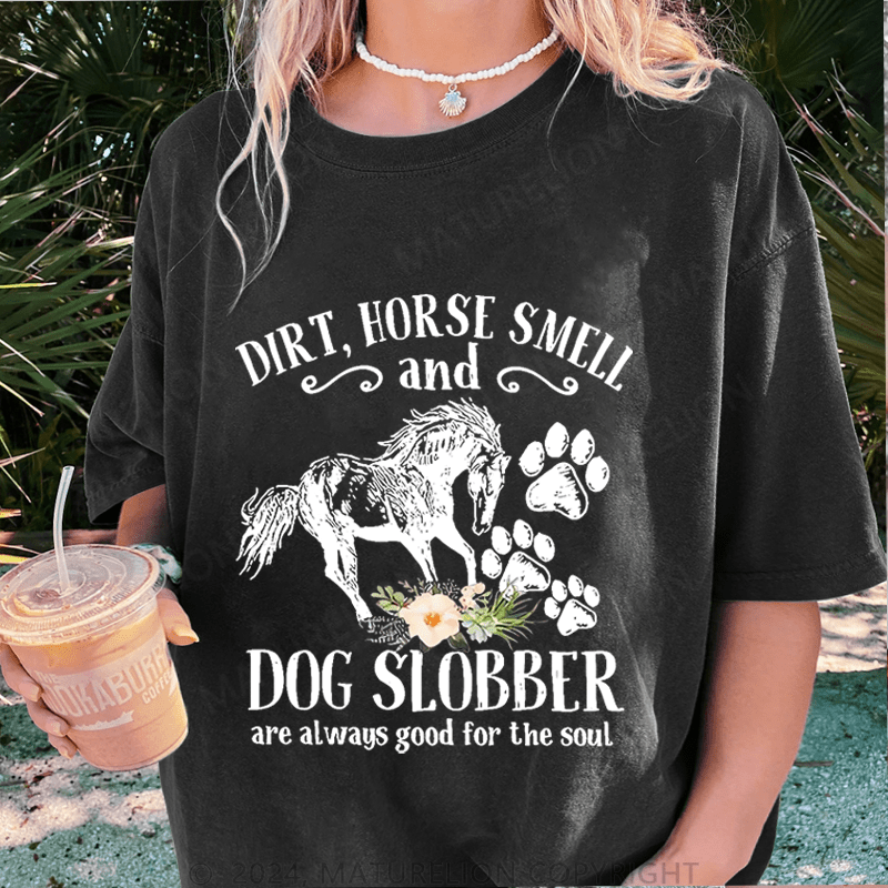 Maturelion Cute Horse And Dog Flower Dirt Horse Smell DTG Printing Washed Cotton T-Shirt