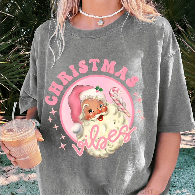 Maturelion Merry Christmas Women T-Shirt
