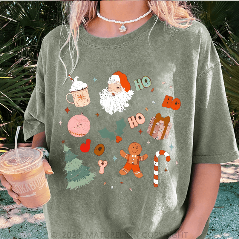 Maturelion Merry Christmas Women T-Shirt