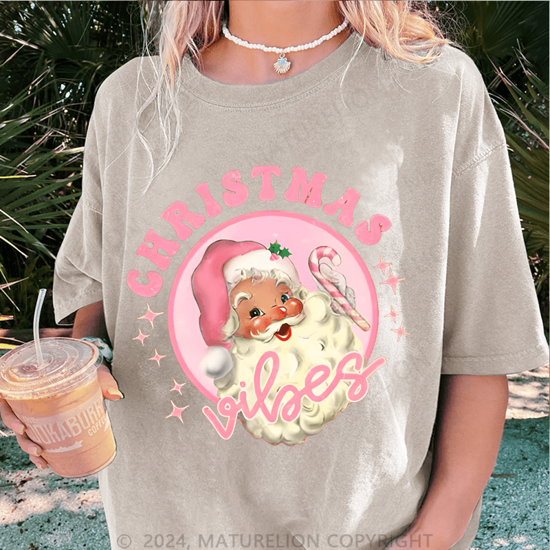 Maturelion Merry Christmas Women T-Shirt